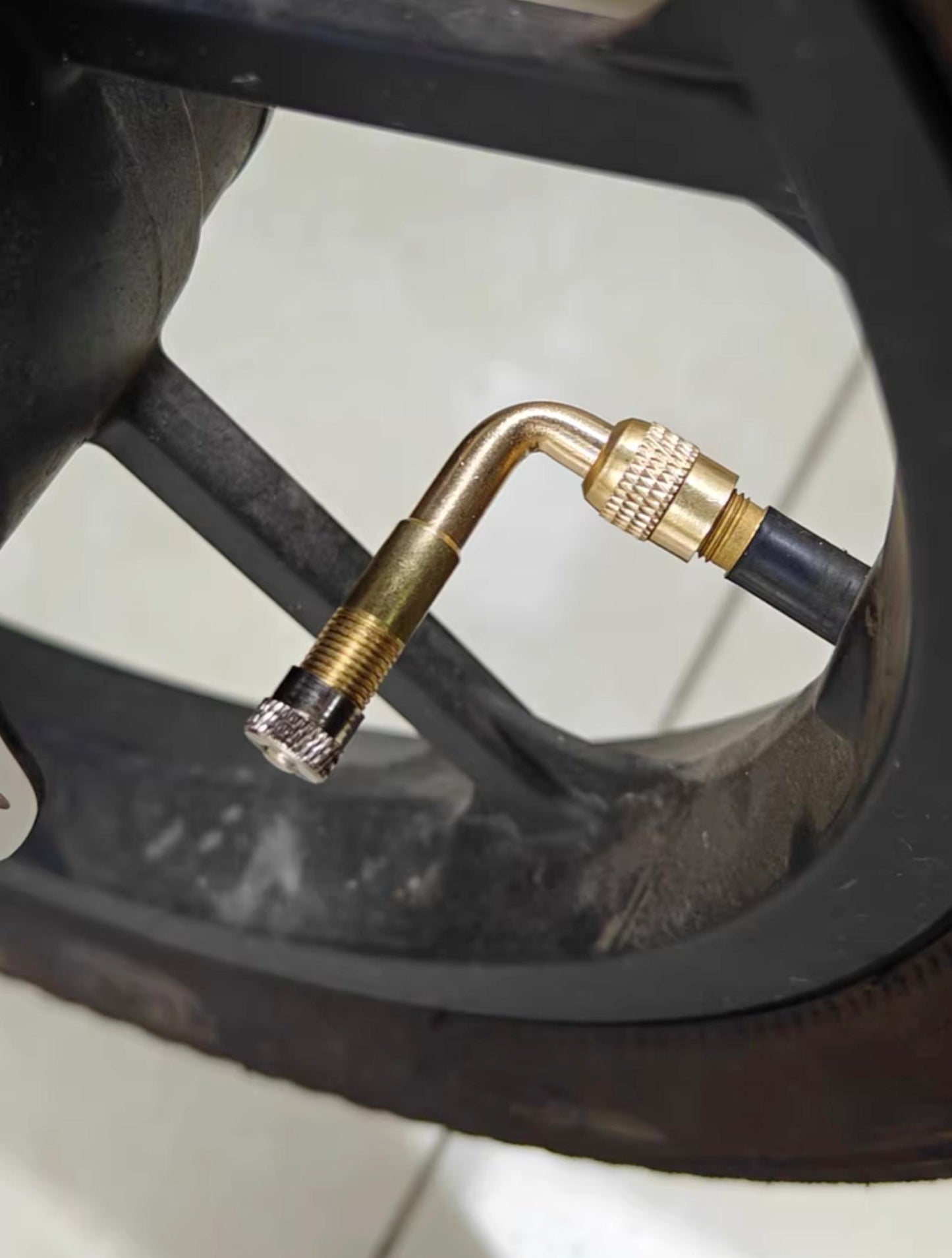 Multifunctional Extension Nozzle for Inflation Valve, Bicycle Pump Nozzle, Elbow Double Inner Tire Valve Stem Extension Tube, Special Inflation Nozzle